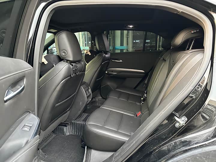 Cadillac XT4 2024 2024款 28T 两驱豪华型