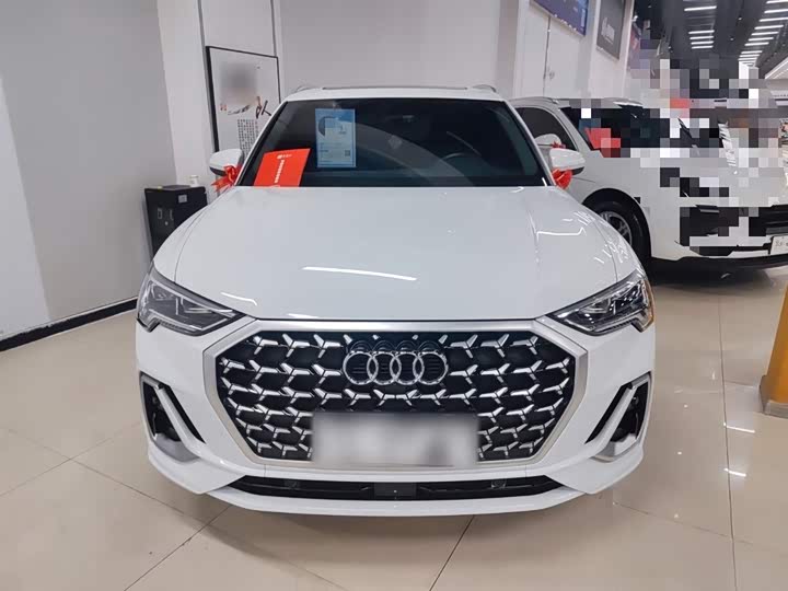 Audi Q3 2024 2024款 35 TFSI 时尚动感型