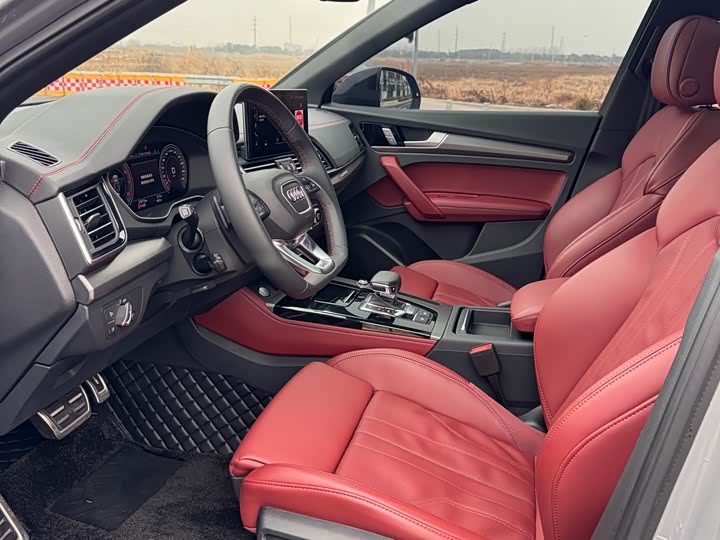 Audi Q5L 2025 2025款 40 TFSI 豪华动感型