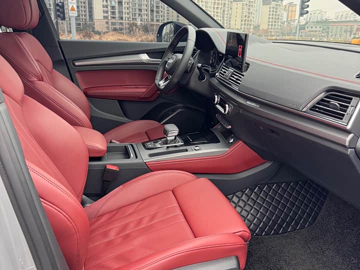 Audi Q5L 2025 2025款 40 TFSI 豪华动感型