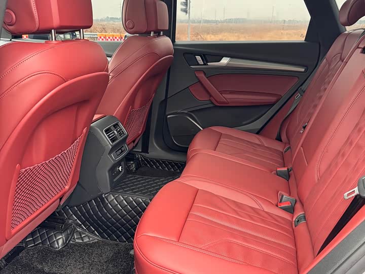 Audi Q5L 2025 2025款 40 TFSI 豪华动感型