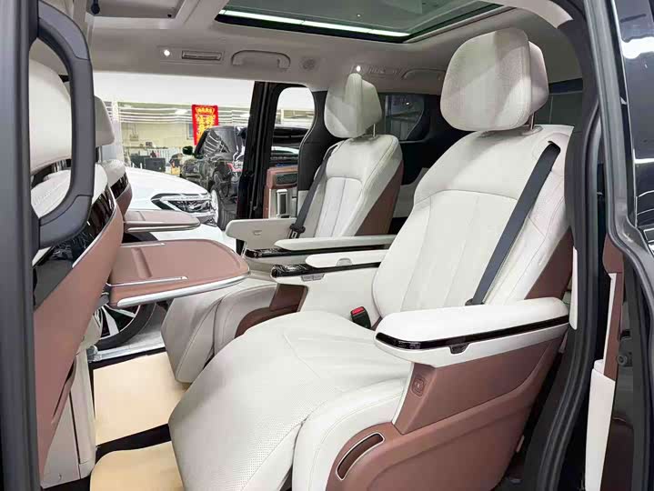 BYD Xia 2025 2025款 DM-i 1.5T 180km 卓越型