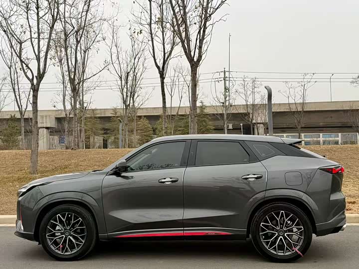 Changan Oshan Z6 2023 2023款 蓝鲸 1.5T DCT智领型