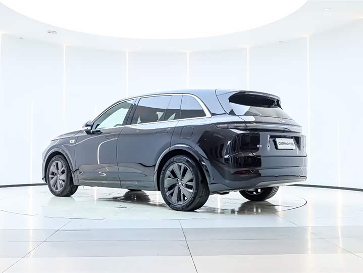 LiXiang L7 2025 2025款 Pro 智能焕新版