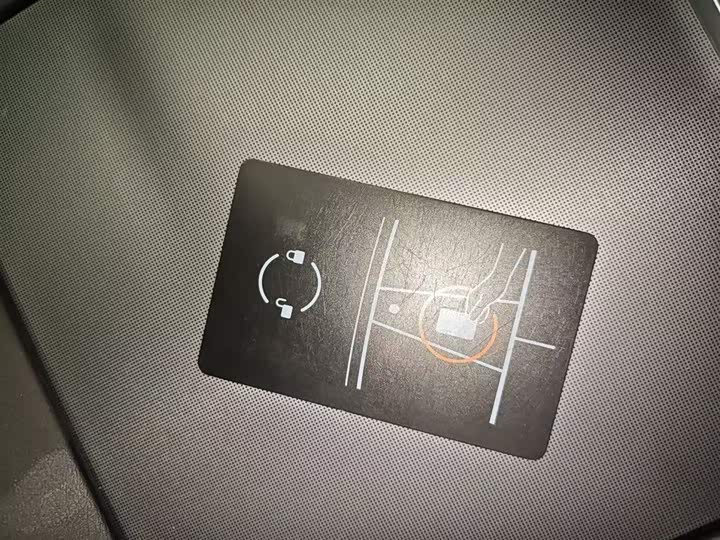 Tesla Model Y 2024 2024款 后轮驱动版