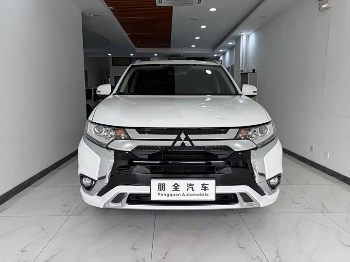 Mitsubishi Outlander 2021 2021款 改款 2.0L 两驱畅享版 5座