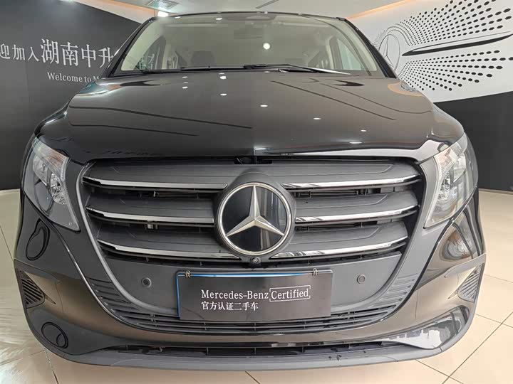 Mercedes-Benz Vito 2024 2024款 2.0T 商务版 7座
