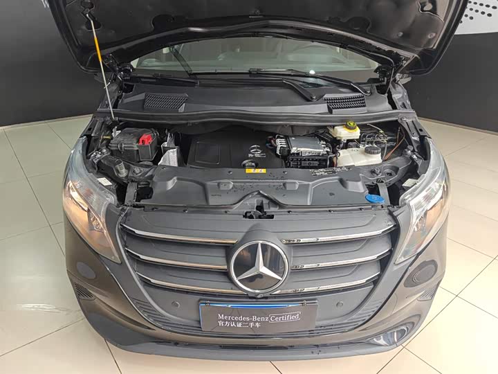 Mercedes-Benz Vito 2024 2024款 2.0T 商务版 7座