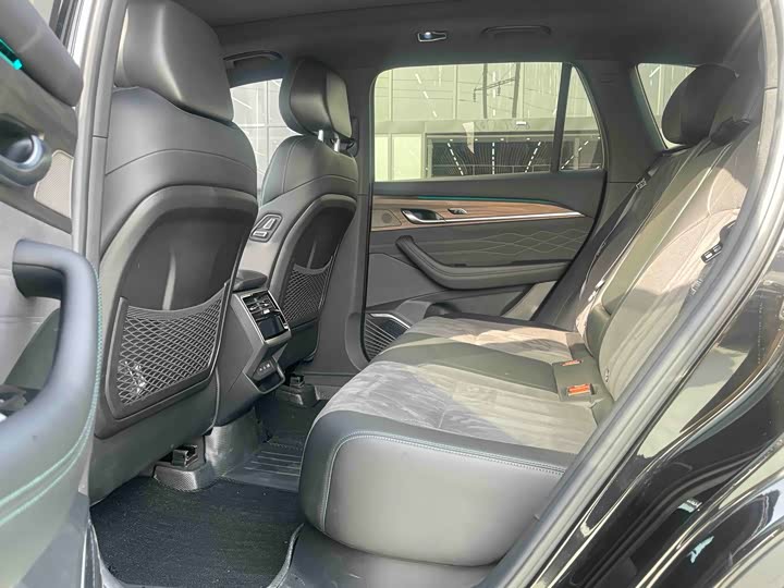 Geely Monjaro 2025 2025款 东方曜 2.0TD 自动揽星版