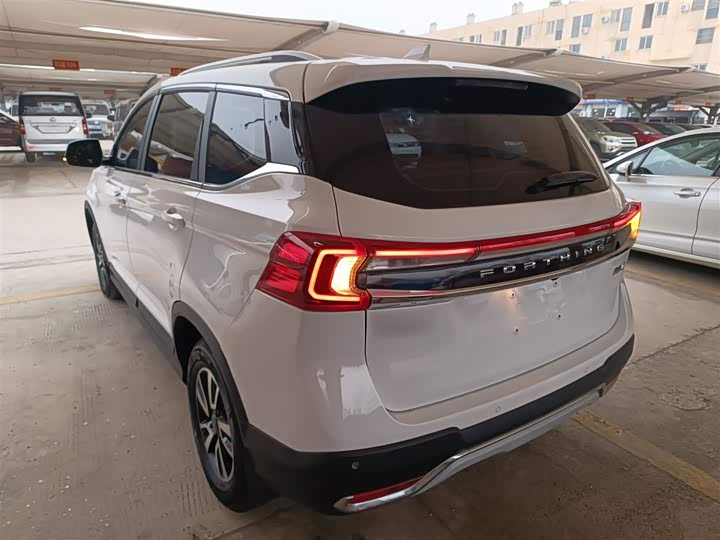 Dongfeng Forthing T5 2021 2021款 1.5T 自动舒适型