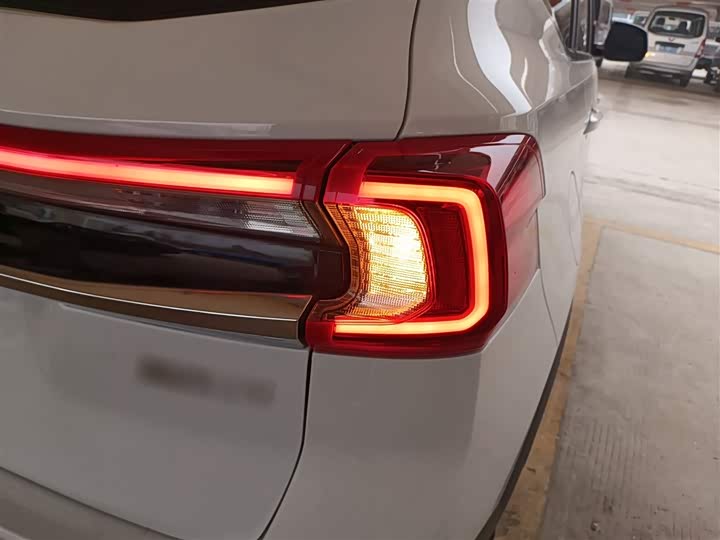 Dongfeng Forthing T5 2021 2021款 1.5T 自动舒适型