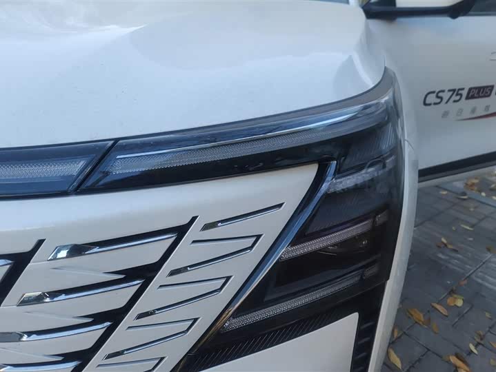 Changan CS75 Plus 2025 2025款 第四代 UItra 2.0T 新蓝鲸 智慧劲擎型