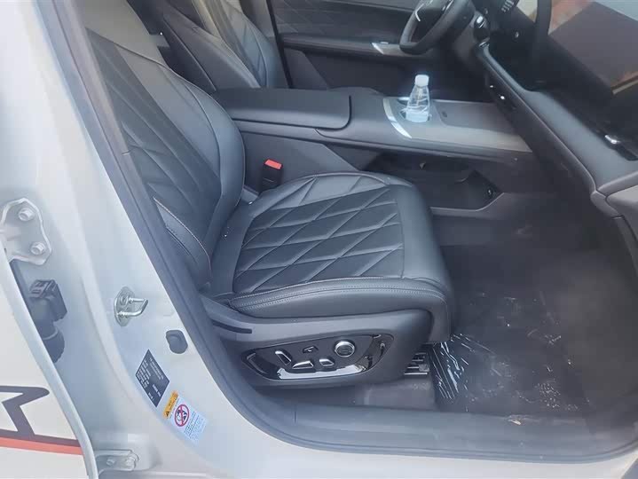 Changan CS75 Plus 2025 2025款 第四代 UItra 2.0T 新蓝鲸 智慧劲擎型