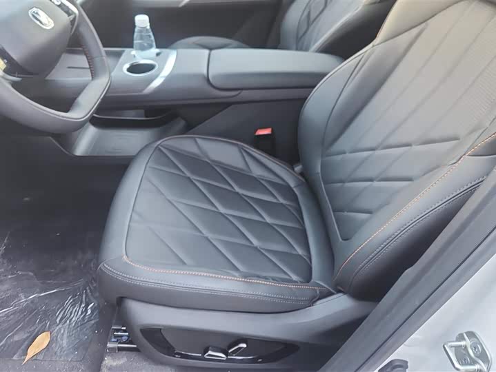 Changan CS75 Plus 2025 2025款 第四代 UItra 2.0T 新蓝鲸 智慧劲擎型