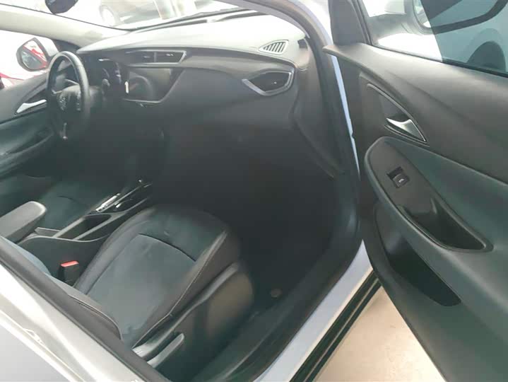 Buick Encore GX 2020 2020款 20T CVT两驱豪华型