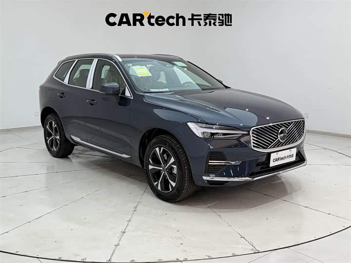 Volvo XC60 2026 2026款 B5 四驱智逸豪华版