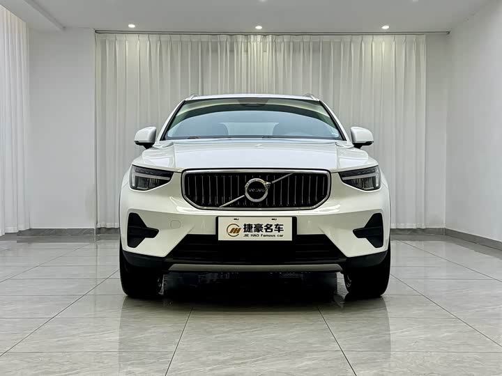 Volvo XC40 2025 2025款 B4 四驱智远豪华版