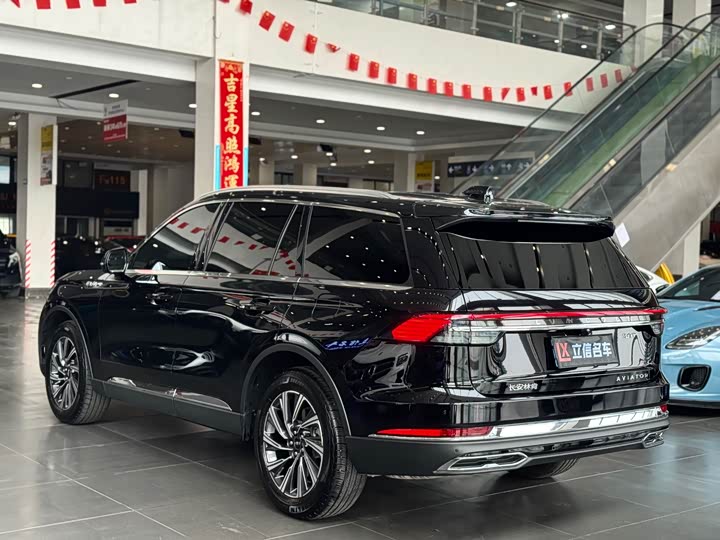 Lincoln Aviator 2024 2024款 3.0T V6 四驱高雅版 六座