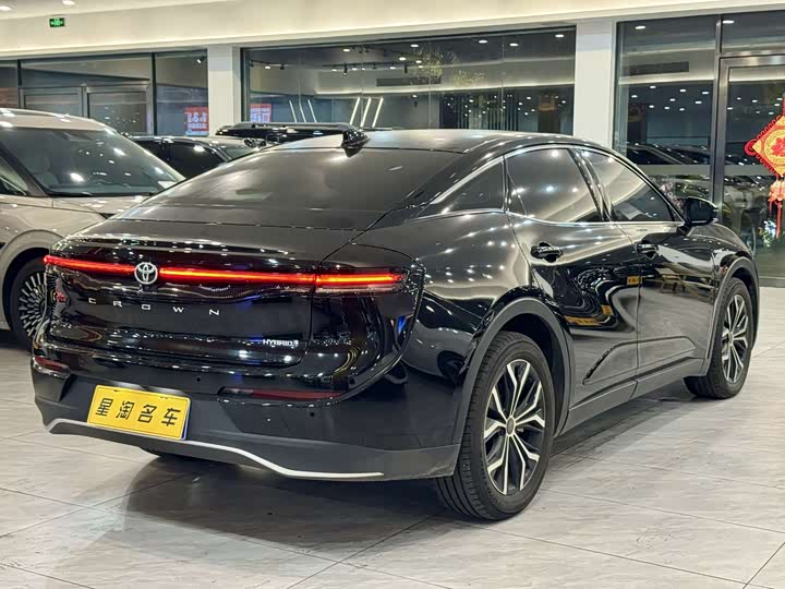 Toyota Crown SportCross 2023 2023款 2.5L SportCross HEV两驱尊贵版