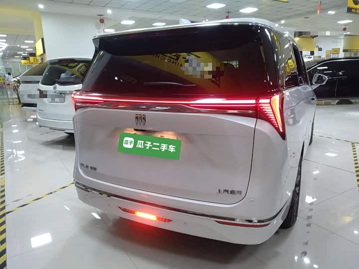 Buick GL8 ES 2025 2025款 陆尊 尊享版