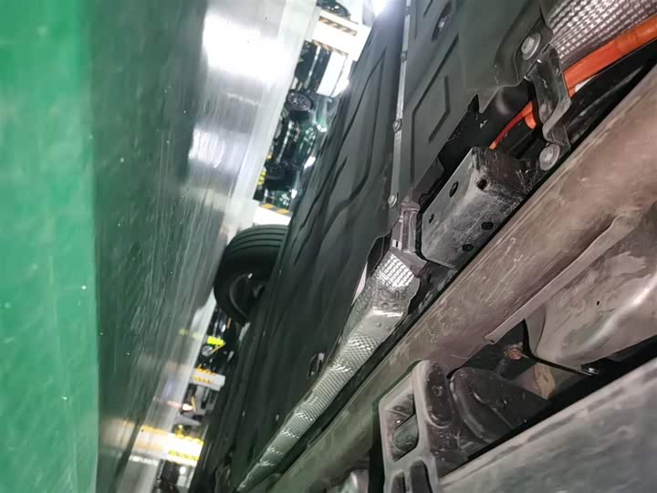 BYD FangChengBao Leopard 8 2025 2025款 智勇旗舰无人机版 7座