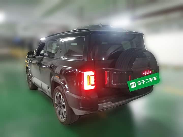 BYD FangChengBao Leopard 8 2025 2025款 智勇旗舰无人机版 7座