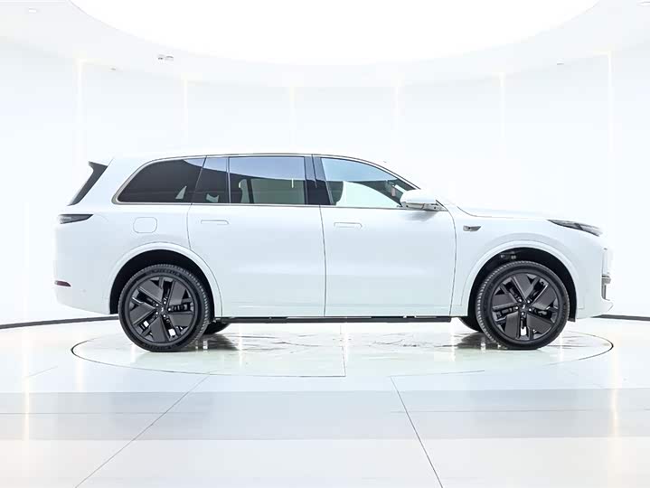 LiXiang L9 2025 2025款 Ultra 智能焕新版