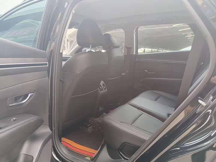 Hyundai Tucson L 2023 2023款 途胜L 1.5T 自动两驱DLX豪华版
