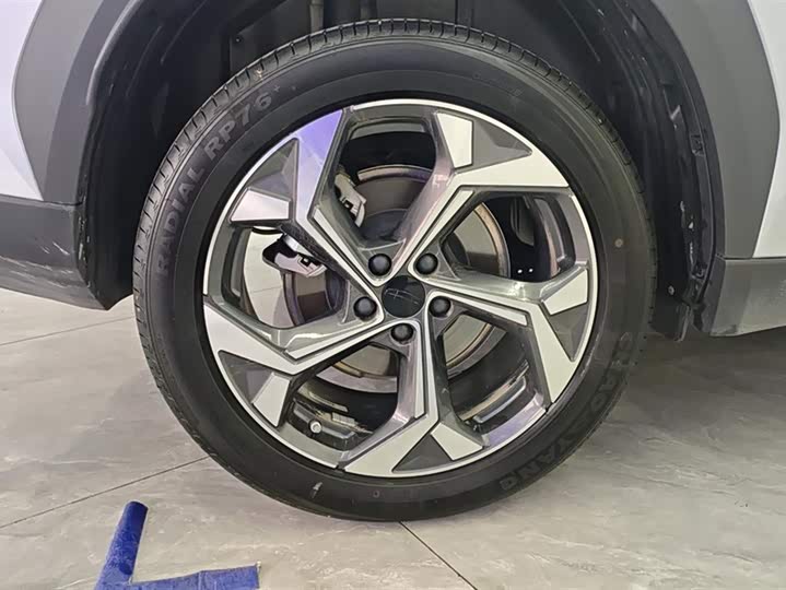 Geely Atlas L 2024 2024款 1.5TD DCT尊贵版