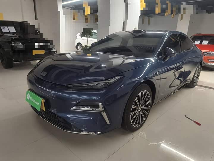 Geely Galaxy Starshine 8 EM-i 2025 2025款 130km EM-P 星舰版