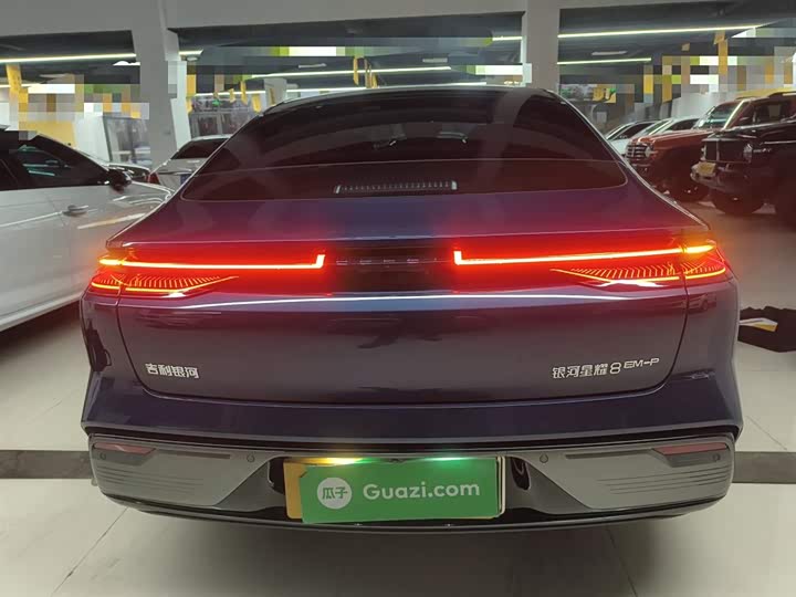 Geely Galaxy Starshine 8 EM-i 2025 2025款 130km EM-P 星舰版