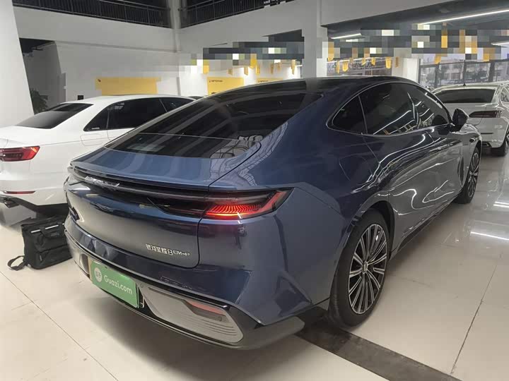 Geely Galaxy Starshine 8 EM-i 2025 2025款 130km EM-P 星舰版