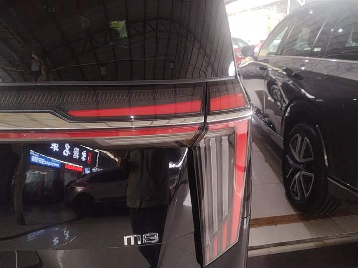 GAC Trumpchi M8 2024 2024款 大师系列 400T 尊贵版