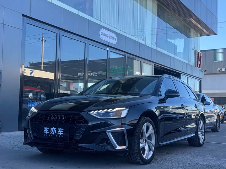 Audi A4 2021 2021款 Avant 先锋派 40 TFSI 时尚动感型