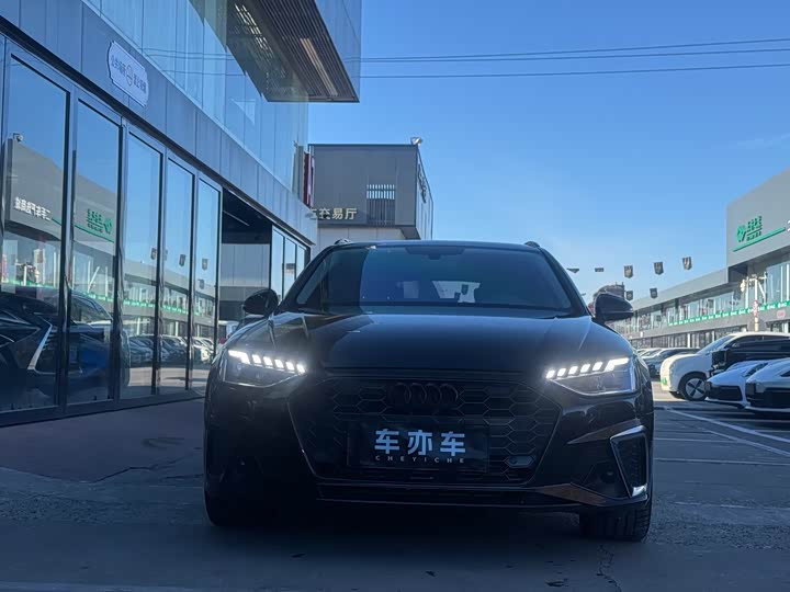 Audi A4 2021 2021款 Avant 先锋派 40 TFSI 时尚动感型