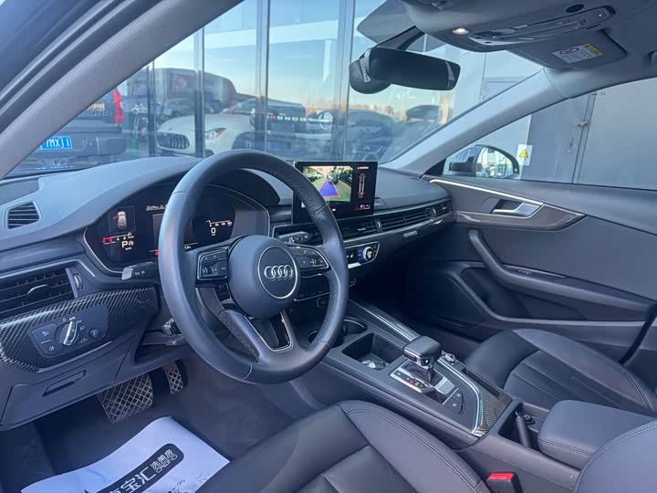 Audi A4 2021 2021款 Avant 先锋派 40 TFSI 时尚动感型