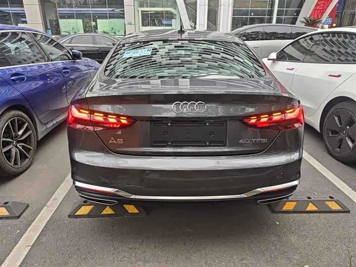 Audi A5 2024 2024款 Sportback 40 TFSI 时尚动感型
