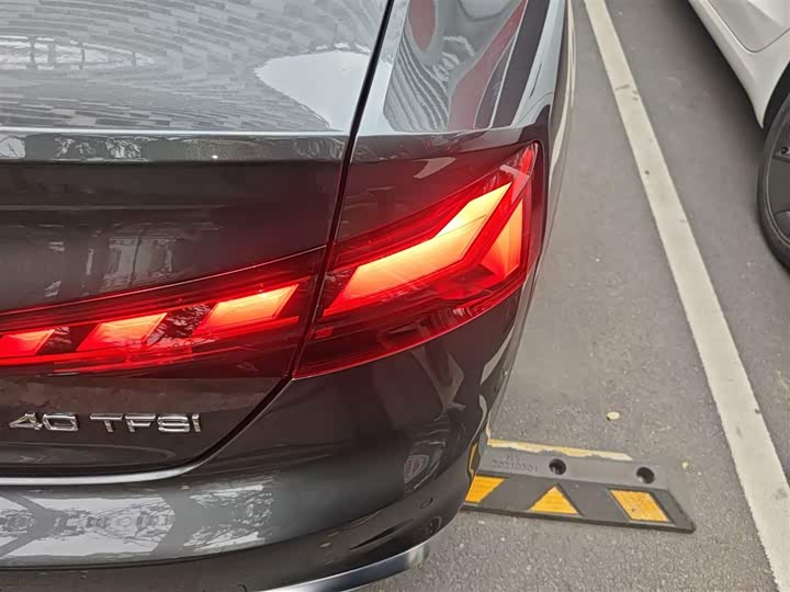 Audi A5 2024 2024款 Sportback 40 TFSI 时尚动感型