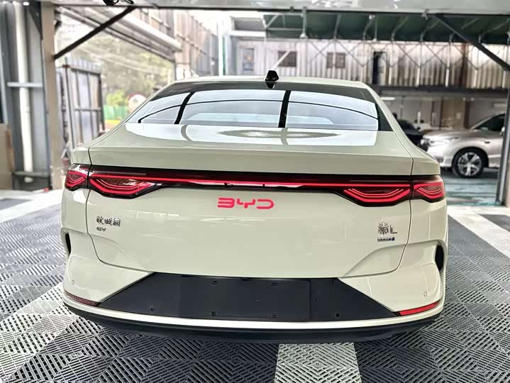 BYD Qin L 2025 2025款 EV 545KM超越型