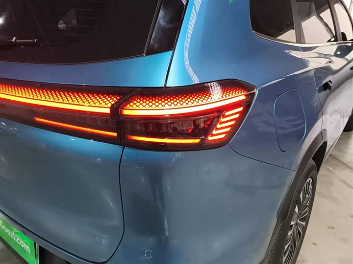 Chery Tiggo 8 Plus C-DM 2025 2025款 1.5T 116km 尊贵型 5座