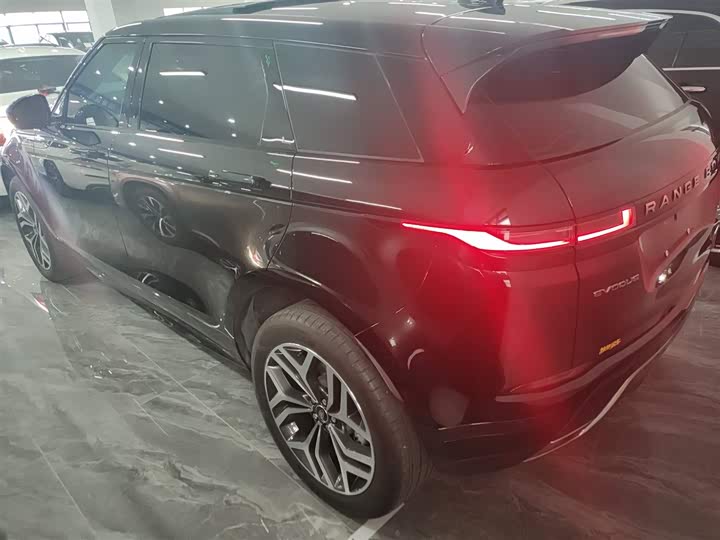 2024 Land Rover Range Rover Evoque L