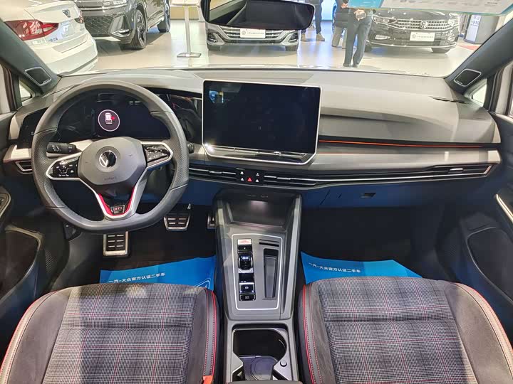 Volkswagen Golf GTI 2025 2025款 380TSI DSG GTI