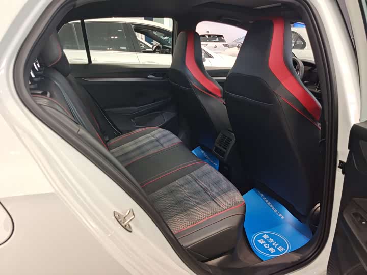 Volkswagen Golf GTI 2025 2025款 380TSI DSG GTI