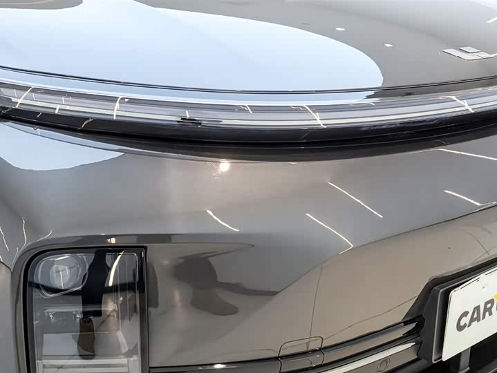 LiXiang L8 2025 2025款 Ultra 智能焕新版