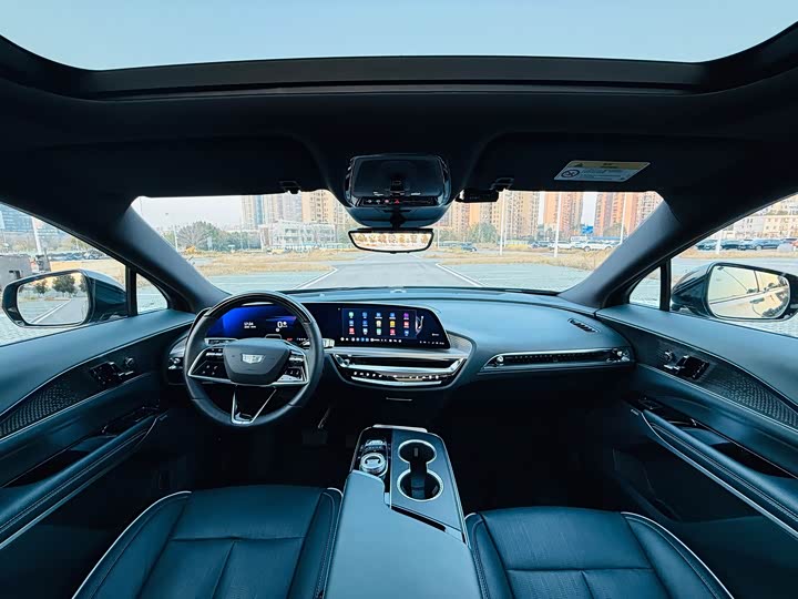 Cadillac Lyriq 2022 2022款 四驱高性能尊贵版