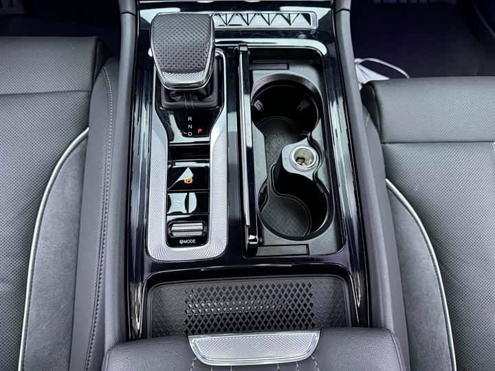 Hongqi H6 2024 2024款 2.0T 致尚版