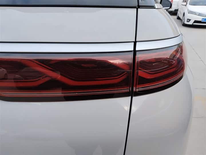 BYD Frigate 07 2023 2023款 DM-i 100KM 旗舰型