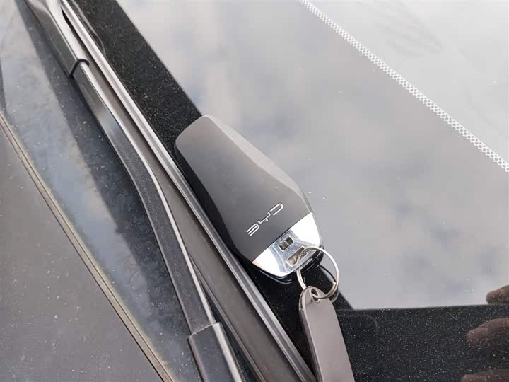 BYD Frigate 07 2023 2023款 DM-i 100KM 旗舰型