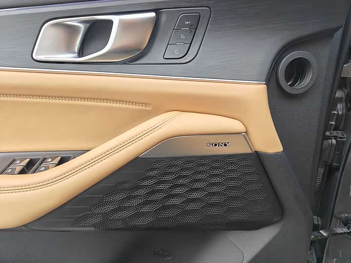 Changan UNI-K 2021 2021款 2.0T 全轮驱动尊贵型