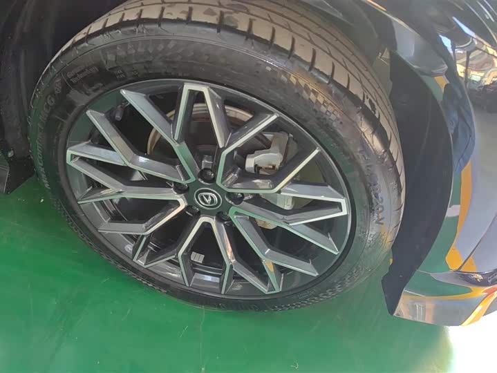 Changan UNI-T 2023 2023款 第二代 1.5T 运动版 旗舰型